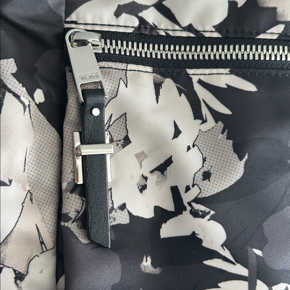 Tumi Voyageur Canton Crossbody - Picture 8 of 8